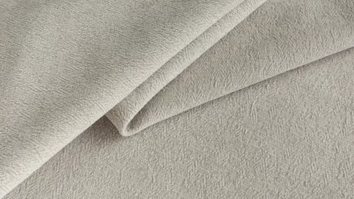 06 Cream